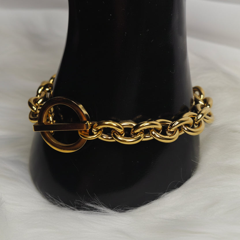 Catena Royale – Vergoldetes Kettenarmband mit T-Verschluss