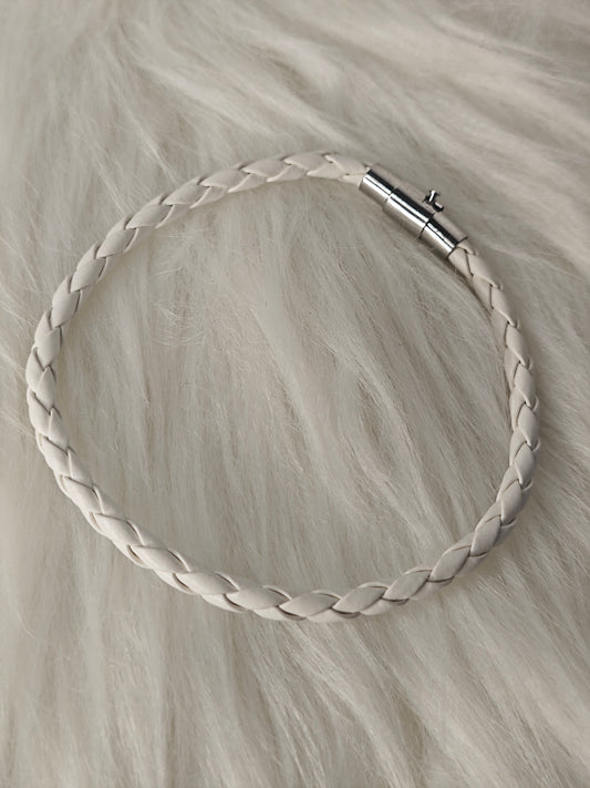 Slim Line – Unisex PU-Lederarmband Weiß