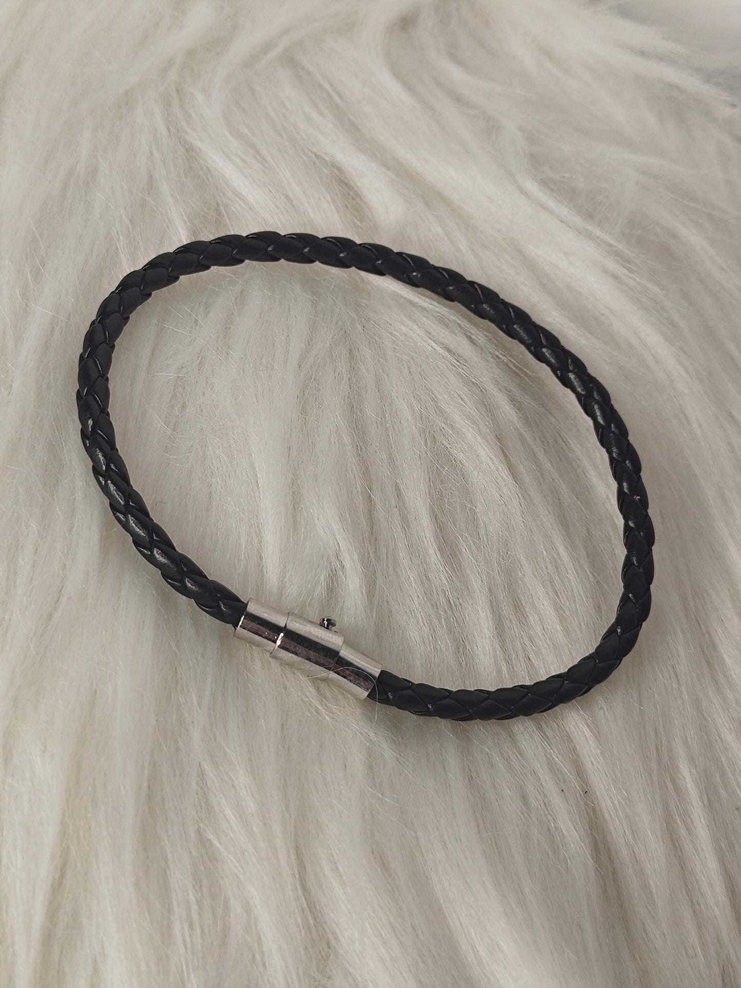 Slim Line – Unisex PU-Lederarmband Schwarz