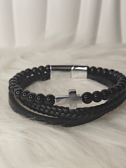 Midnight Faith – Herren Lederarmband in Schwarz mit Kreuz-Detail